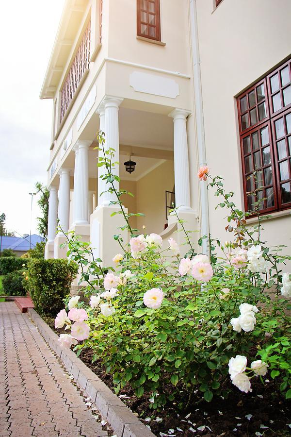 Belle Vue Queenstown Exterior photo
